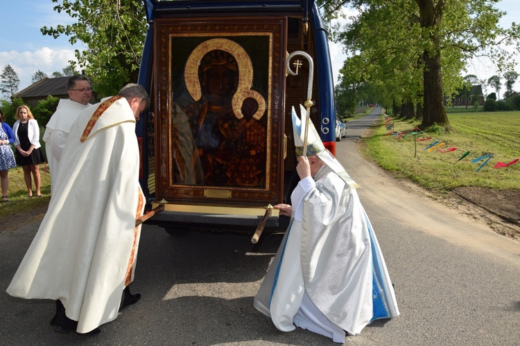 Powitanie ikony MB Częstochowskiej w Orłowie