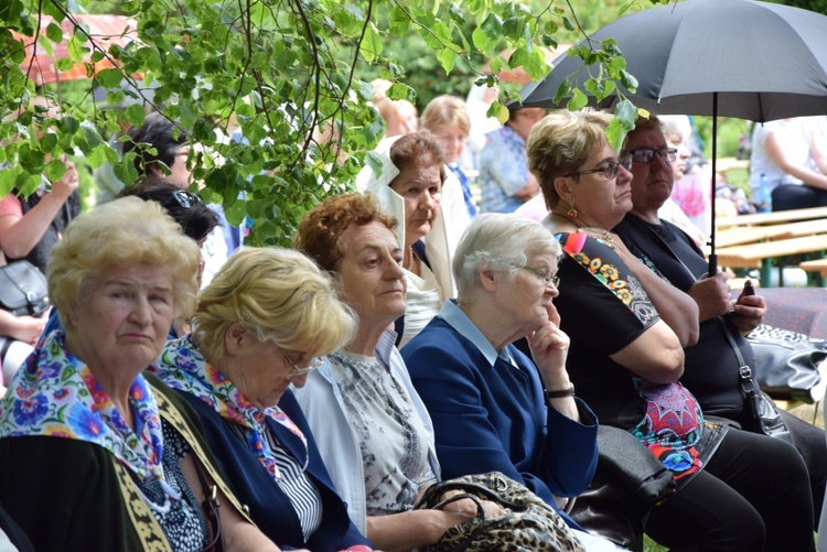 IV Diecezjalna Pielgrzymka Kobiet - cz. 1