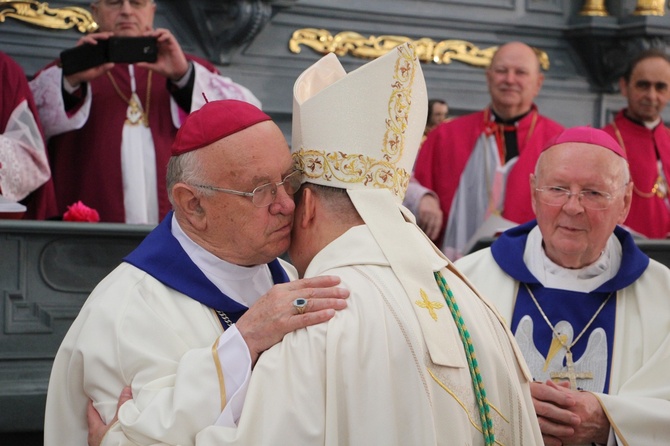 Sakra abp. Andrzeja Józwowicza