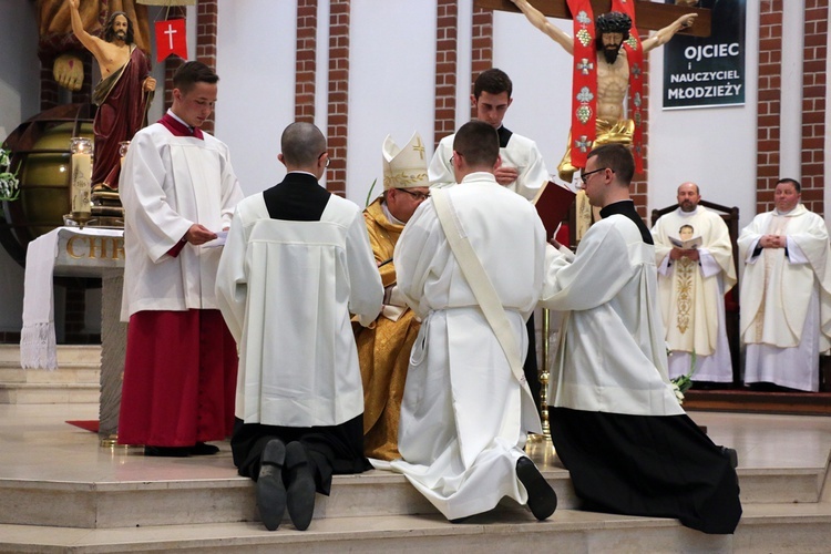 Święcenia kapłańskie u salezjanów 2017