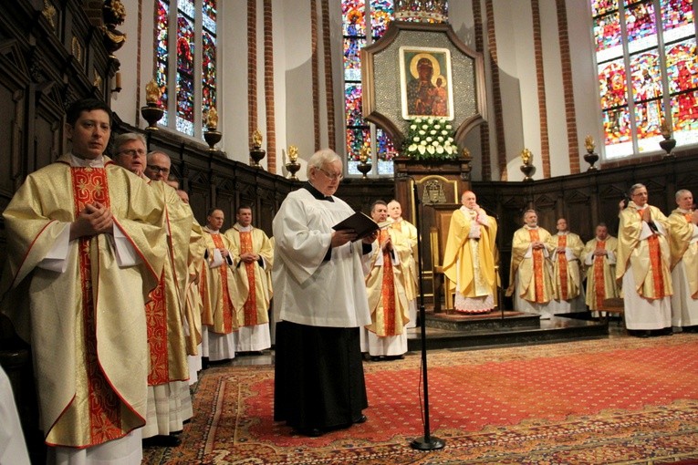 Święcenia kapłańskie