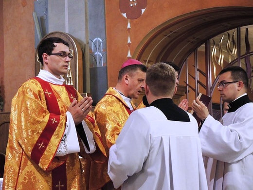 Święcenia kapłańskie w bielskiej katedrze - 2017 cz. 2