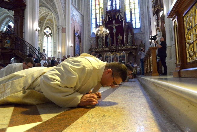 Liturgia święceń kapłańskich w radomskiej katedrze