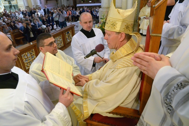 Liturgia święceń kapłańskich w radomskiej katedrze