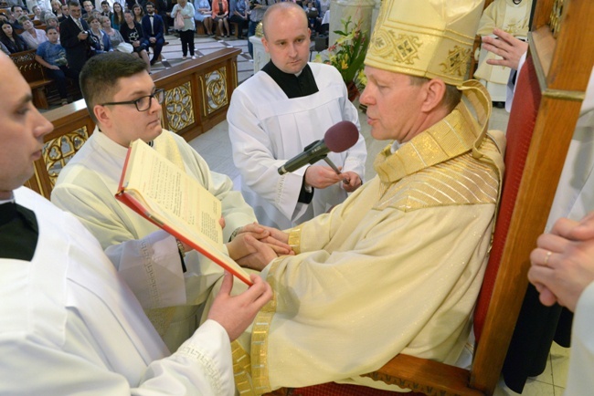 Liturgia święceń kapłańskich w radomskiej katedrze