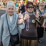 Demonstracje przeciw "Klątwie"