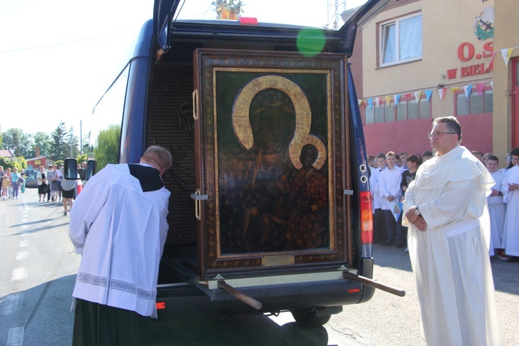 Powitanie ikony MB Częstochowskiej w Bielawach