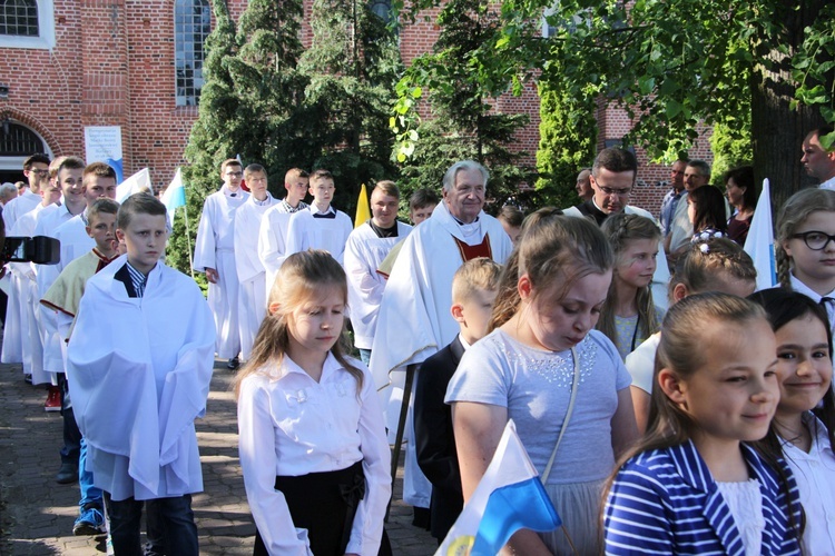 Powitanie ikony MB Częstochowskiej w Bielawach