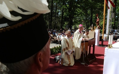 Godzina młodzieżowa i nabożeństwo majowe