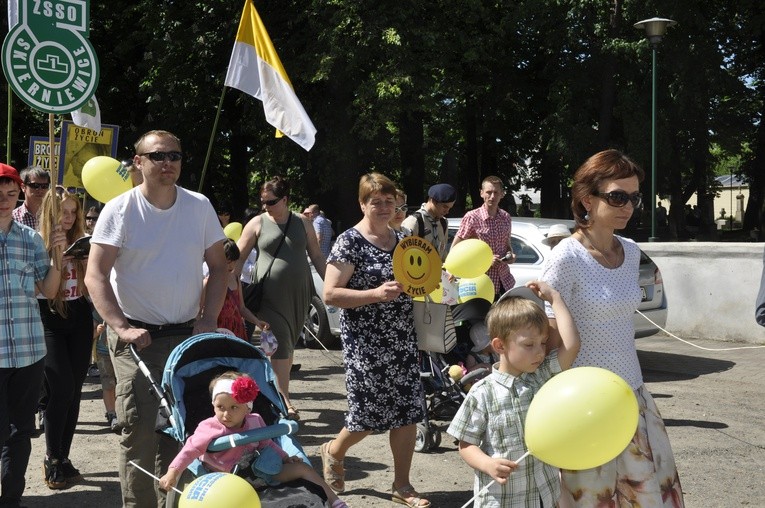 VI Marsz dla Życia i Rodziny w Skierniewicach