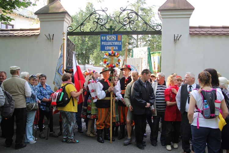 362. Łowicka Piesza Pielgrzymka na Jasną Górę, cz. I