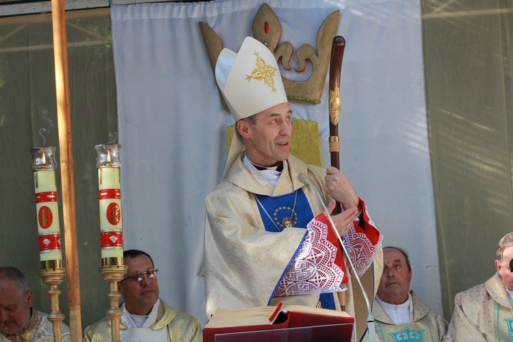 Procesja do Królowej Krynickich Zdrojów