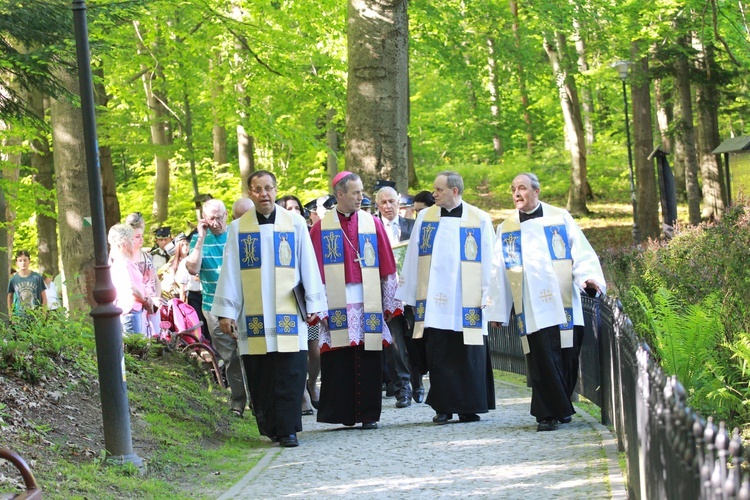 Procesja do Królowej Krynickich Zdrojów