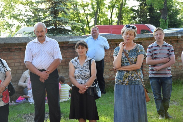 Powitanie ikony MB Częstochowskiej w Oszkowicach