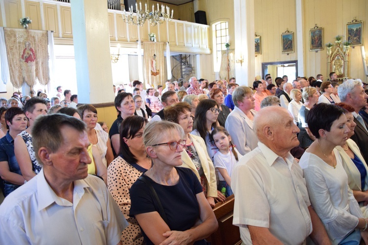 Powitanie ikony MB Częstochowskiej w Oszkowicach