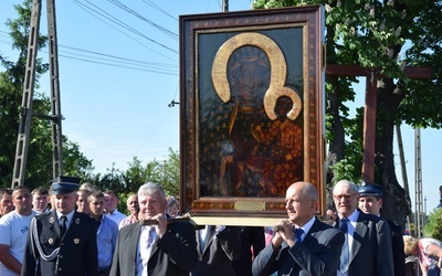 Powitanie ikony MB Częstochowskiej w Oszkowicach