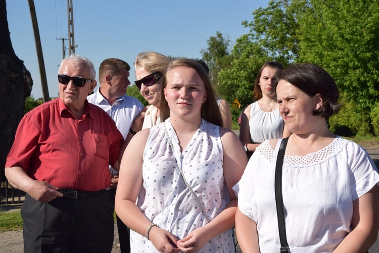 Powitanie ikony MB Częstochowskiej w Oszkowicach