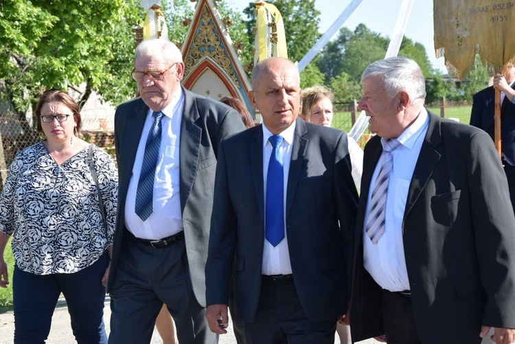 Powitanie ikony MB Częstochowskiej w Oszkowicach