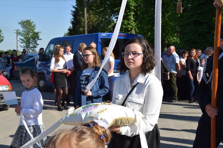 Powitanie ikony MB Częstochowskiej w Oszkowicach