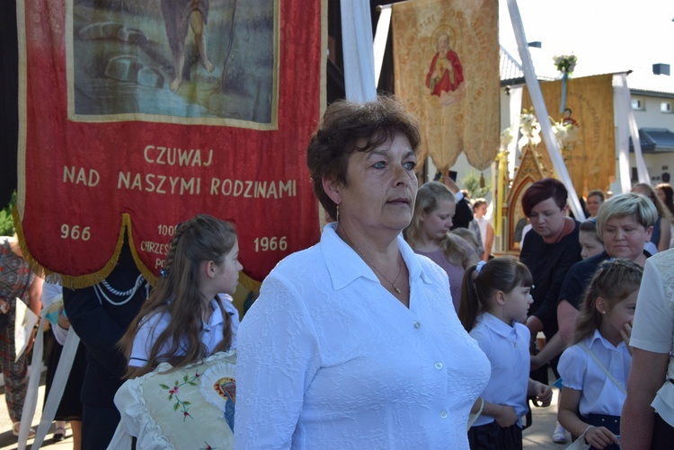 Powitanie ikony MB Częstochowskiej w Oszkowicach