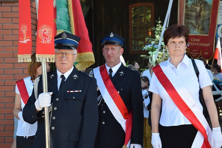 Powitanie ikony MB Częstochowskiej w Oszkowicach