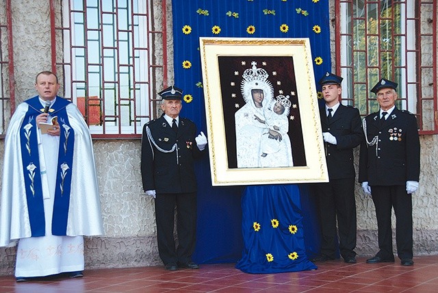 ▲	Kilka lat temu ćmielowski obraz powrócił z gruntownej renowacji. 