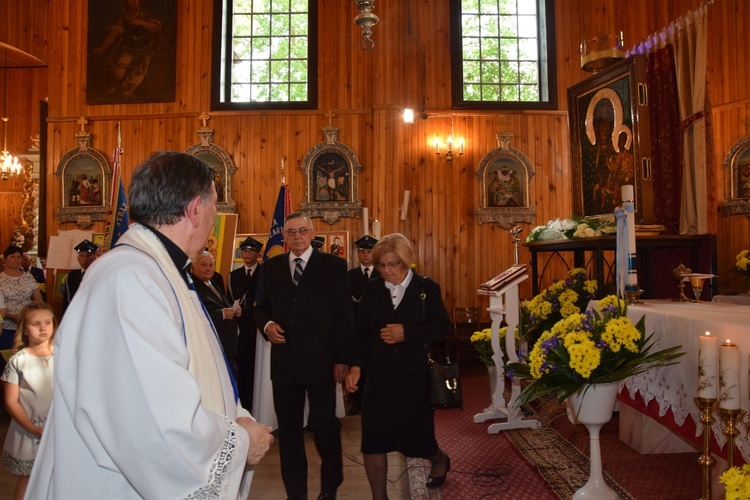 Powianie ikony MB Częstochowskiej w Starym Waliszewie