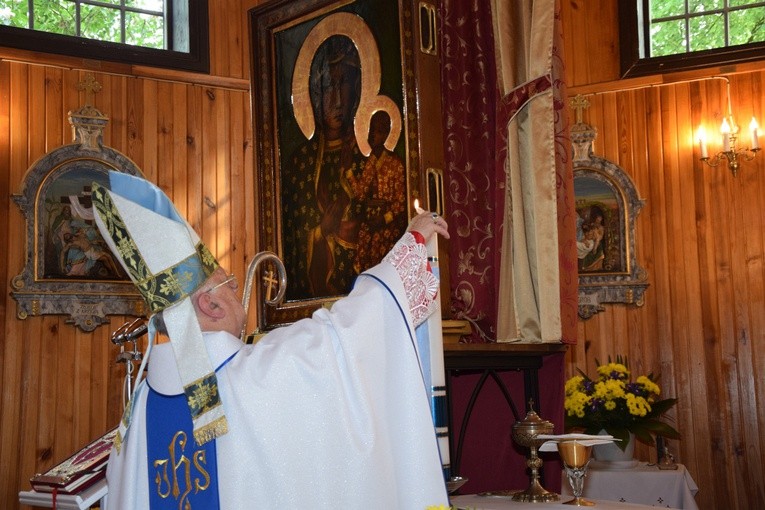 Powianie ikony MB Częstochowskiej w Starym Waliszewie