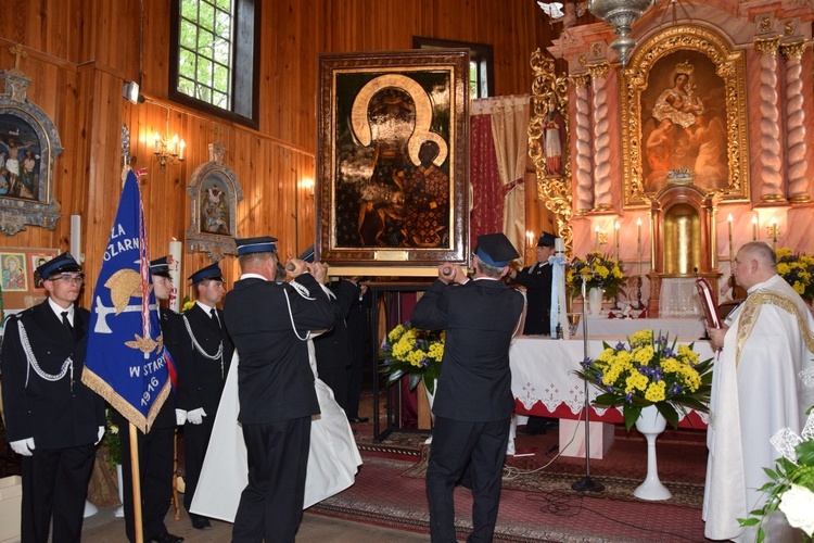 Powianie ikony MB Częstochowskiej w Starym Waliszewie