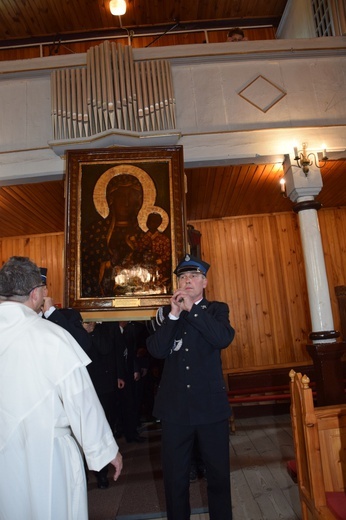 Powianie ikony MB Częstochowskiej w Starym Waliszewie