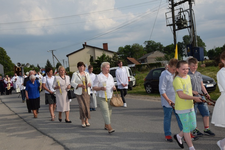 Powianie ikony MB Częstochowskiej w Starym Waliszewie