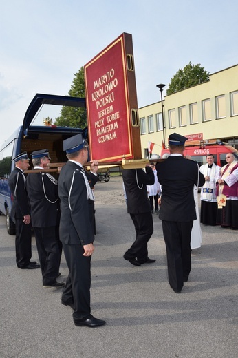 Powianie ikony MB Częstochowskiej w Starym Waliszewie