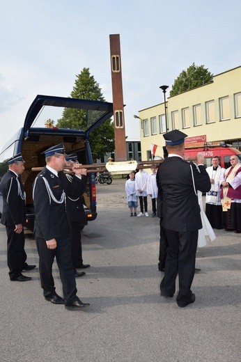 Powianie ikony MB Częstochowskiej w Starym Waliszewie