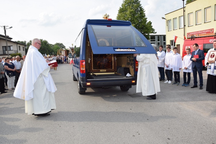 Powianie ikony MB Częstochowskiej w Starym Waliszewie