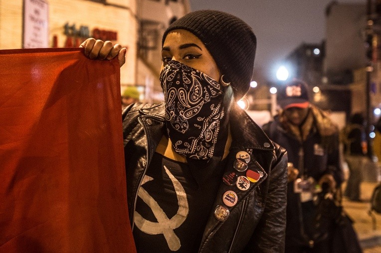 Czy świat wygląda inaczej, czy tak jak go nam pokazują? Siła fotografii w mediach