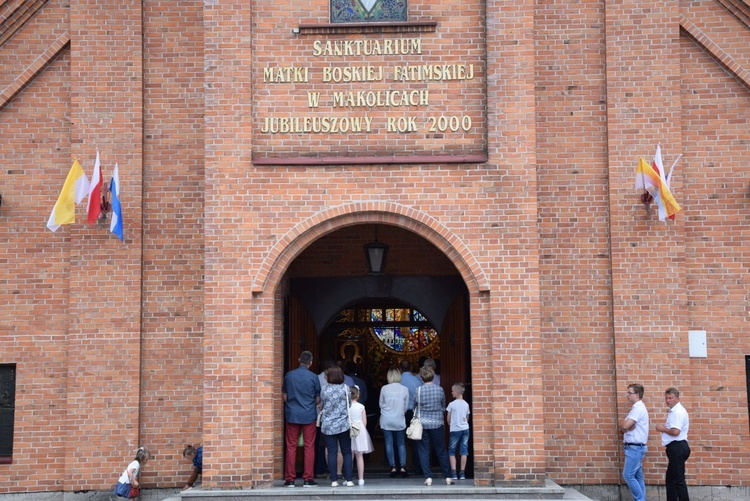 Powitanie ikony MB Częstochowskiej w Mąkolicach