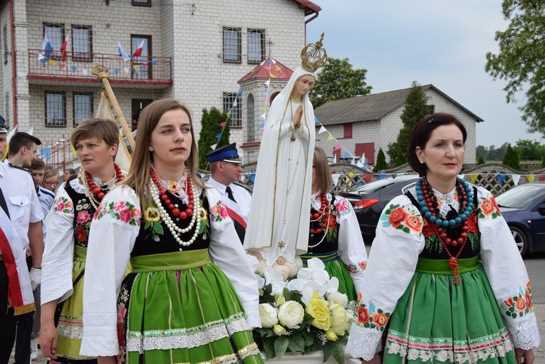 Powitanie ikony MB Częstochowskiej w Mąkolicach
