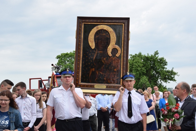 Powitanie ikony MB Częstochowskiej w Mąkolicach