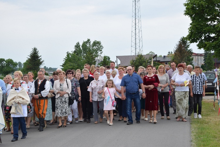 Powitanie ikony MB Częstochowskiej w Mąkolicach