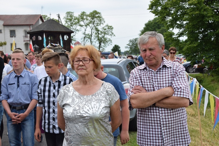 Powitanie ikony MB Częstochowskiej w Mąkolicach