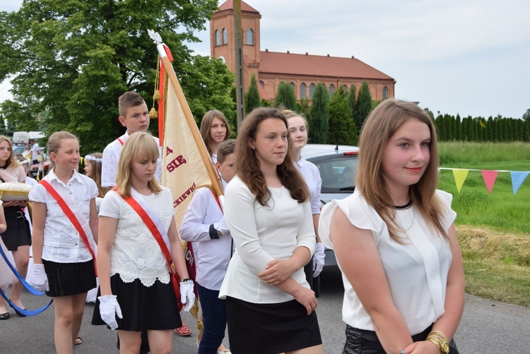 Powitanie ikony MB Częstochowskiej w Mąkolicach