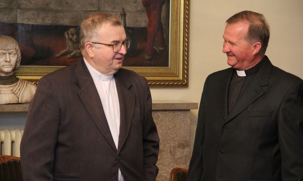 Proboszczowie przechodzą na emeryturę