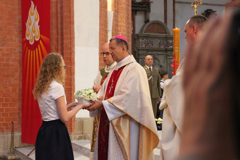 Peregrynacja papieskich relikwii