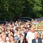 Powitanie ikony MB Częstochowskiej w parafii św. Maksymiliana w Głownie