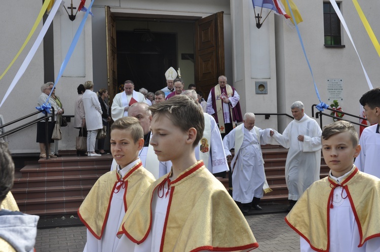 Powitanie ikony MB Częstochowskiej w parafii św. Jakuba w Głownie