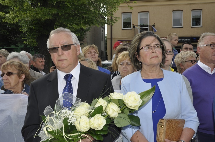 Powitanie ikony MB Częstochowskiej w parafii św. Jakuba w Głownie