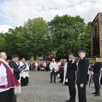 Powitanie ikony MB Częstochowskiej w parafii św. Jakuba w Głownie