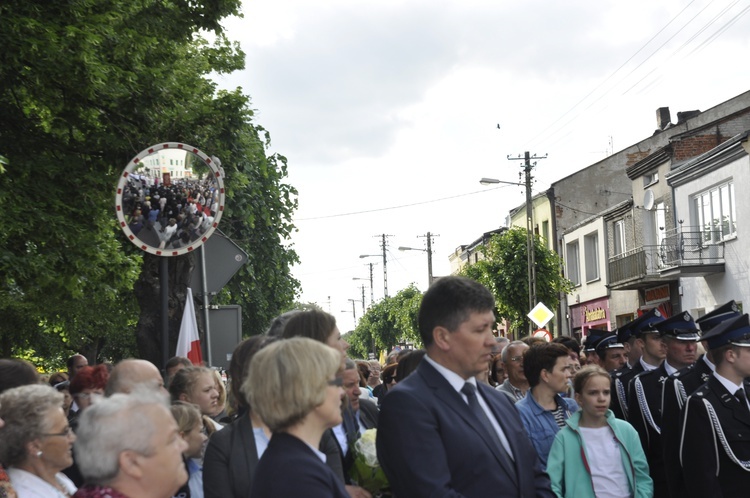 Powitanie ikony MB Częstochowskiej w parafii św. Jakuba w Głownie