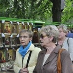 Powitanie ikony MB Częstochowskiej w parafii św. Jakuba w Głownie