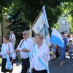 Powitanie ikony MB Częstochowskiej w parafii św. Barbary w Głownie